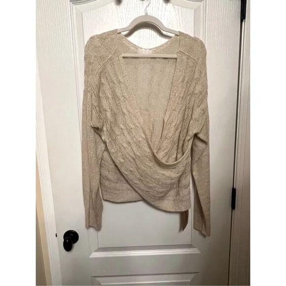 Listicle Sweaters - New Listicle Talia Reversible Sweater natural color